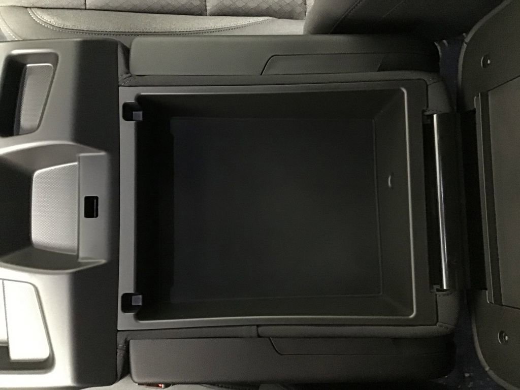 New 2026 Chevrolet Tahoe LS image 24