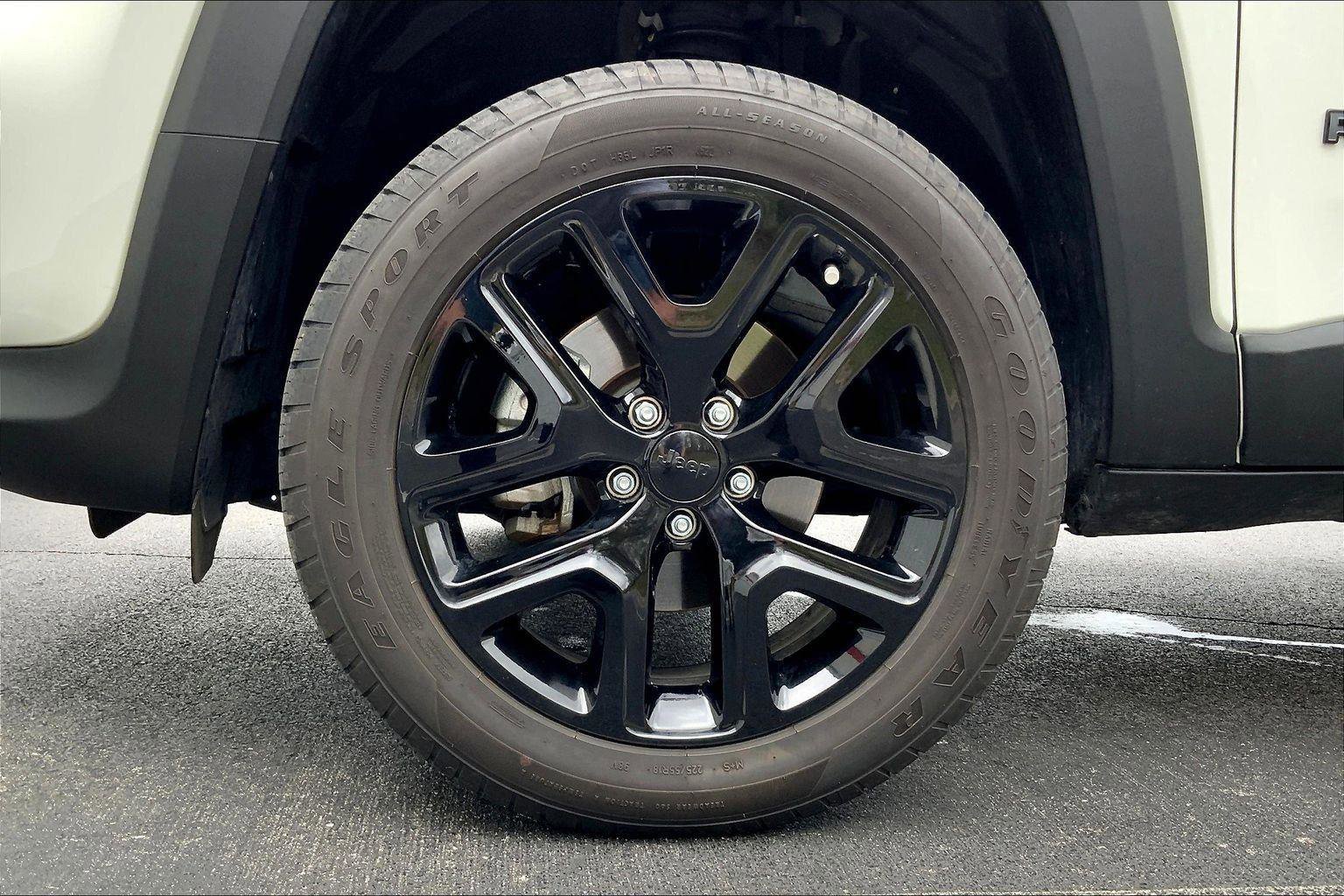Used 2023 Jeep Renegade Altitude image 9