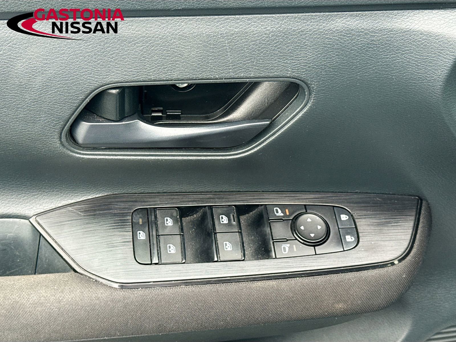 Used 2025 Nissan Kicks S FWD image 21
