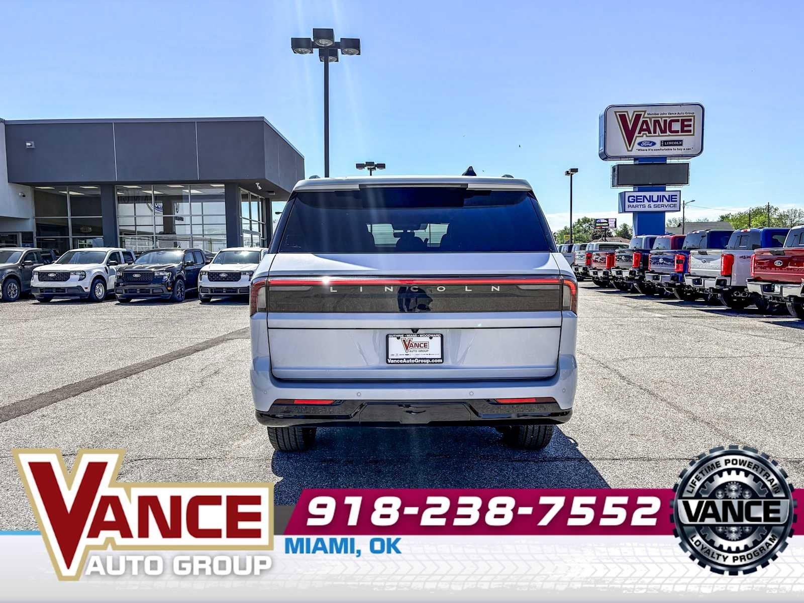 New 2026 Lincoln Navigator L Reserve AWD/4WD image 6
