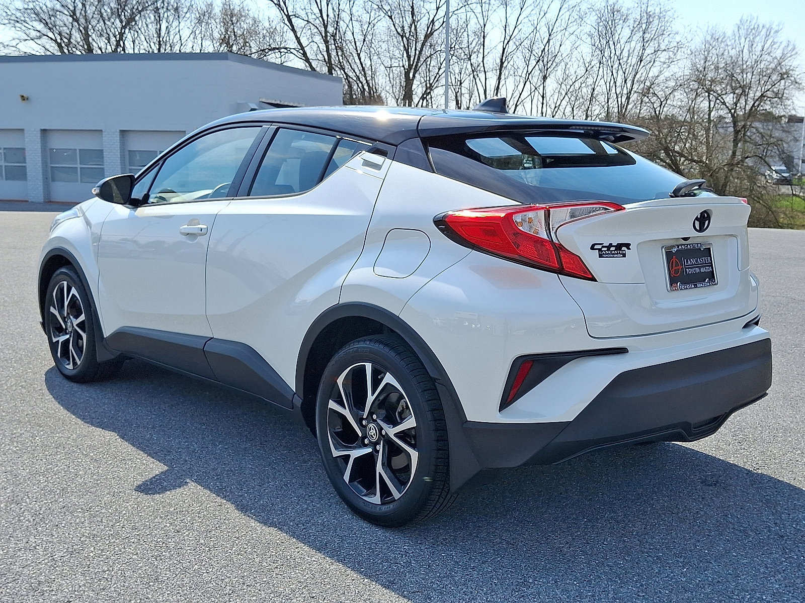 Certified 2020 Toyota C-HR XLE image 5