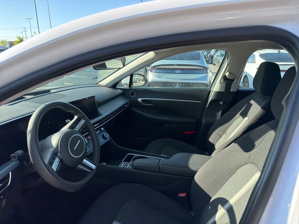 Certified 2025 Hyundai Sonata SEL image 17
