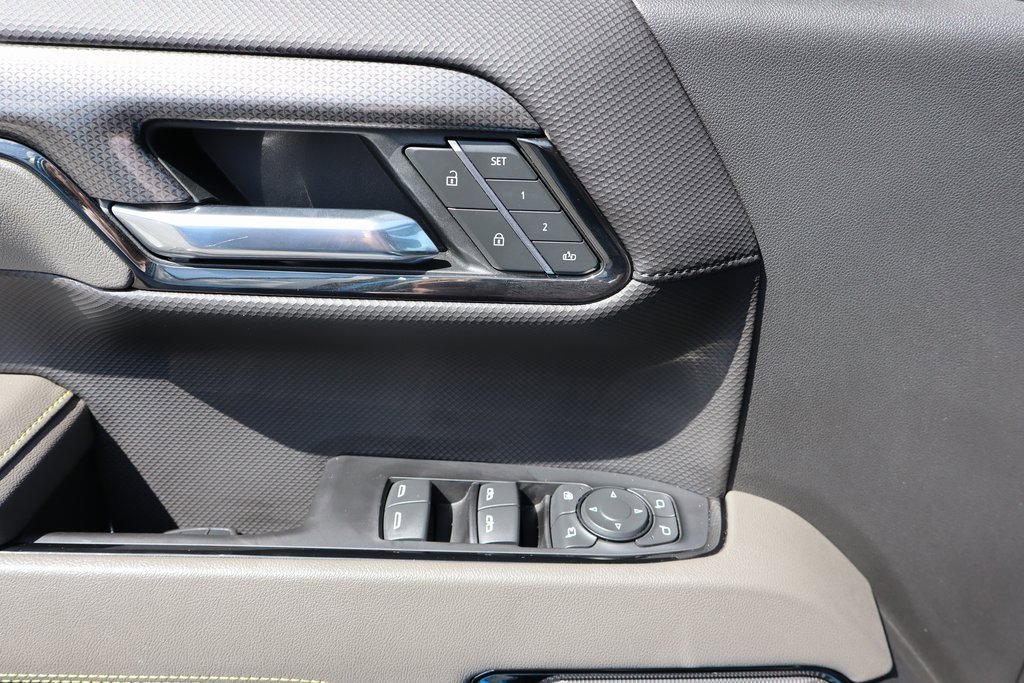 Used 2022 Chevrolet Silverado 1500 ZR2 w/ Technology Package image 15