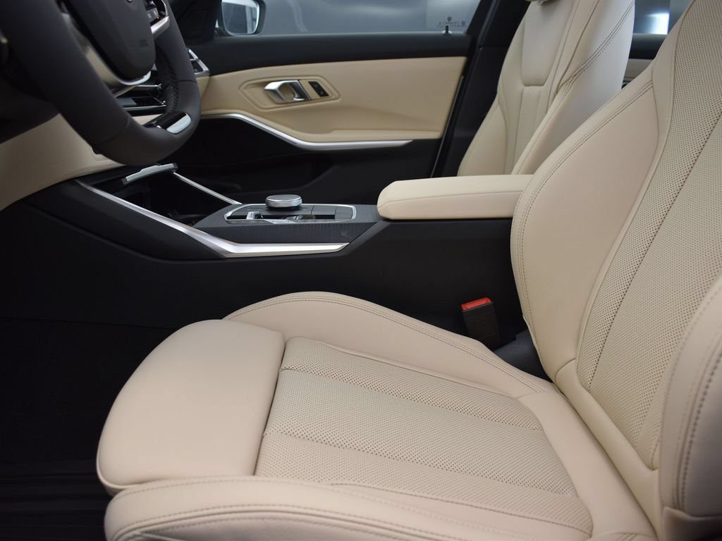 Certified 2026 BMW 330i Sedan w/ Convenience Package RWD image 13