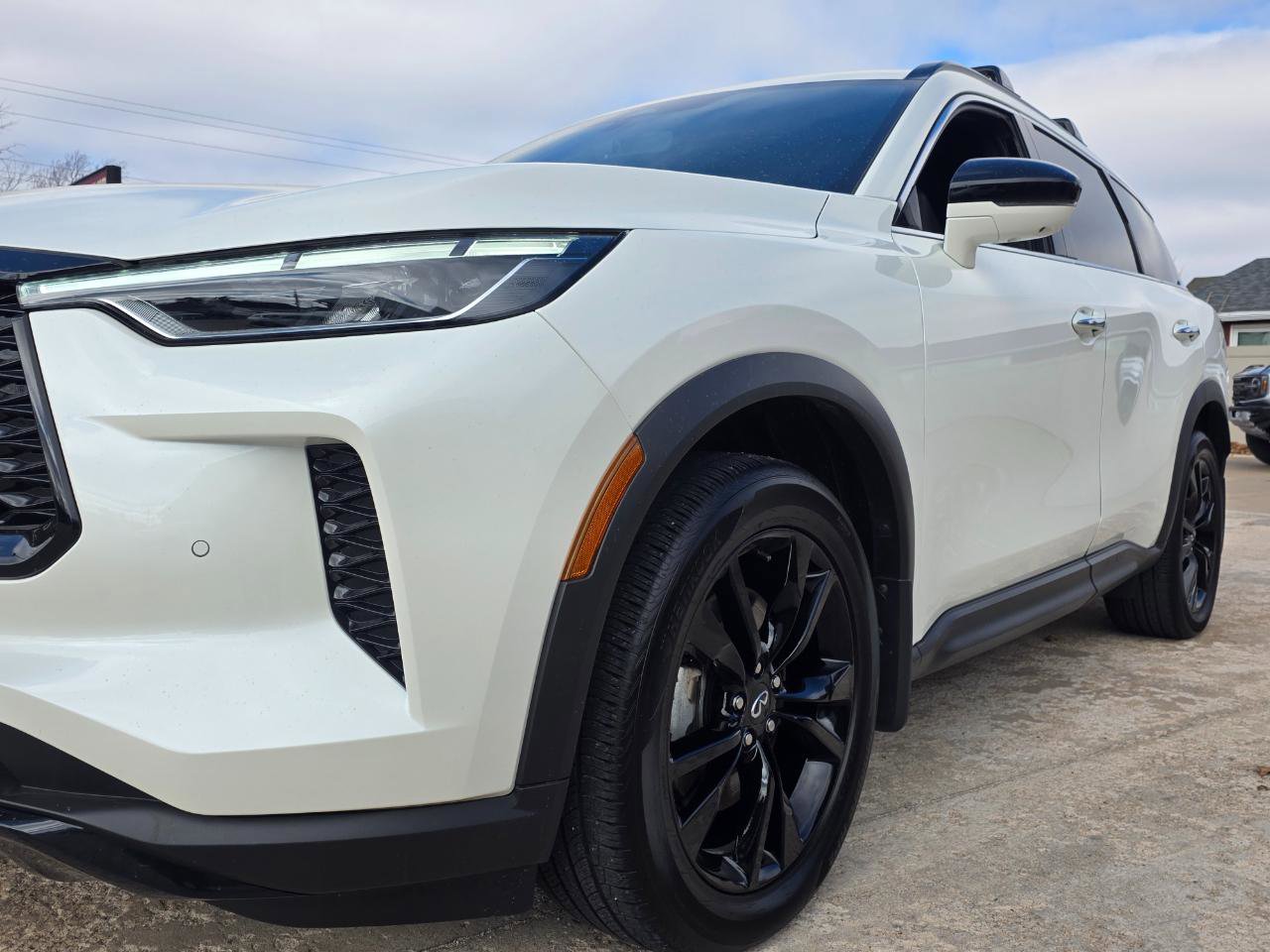 Used 2025 INFINITI QX60 Luxe w/ Black Edition image 28