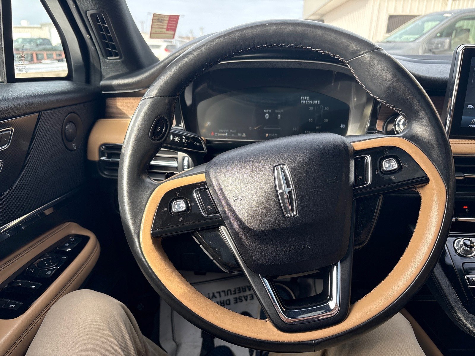 Used 2022 Lincoln Corsair Reserve w/ Equipment Group 201A image 14