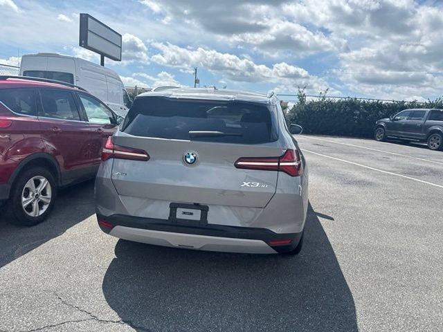 Certified 2025 BMW X3 xDrive30i w/ Premium Package AWD/4WD image 11
