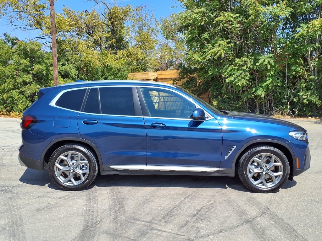 Used 2023 BMW X3 sDrive30i w/ Premium Package RWD image 2