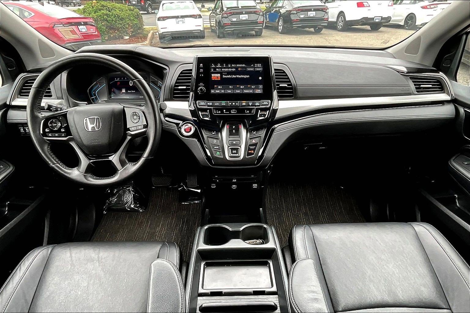 Used 2023 Honda Odyssey Touring image 15