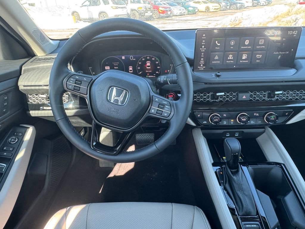 New 2025 Honda Accord EX-L image 11