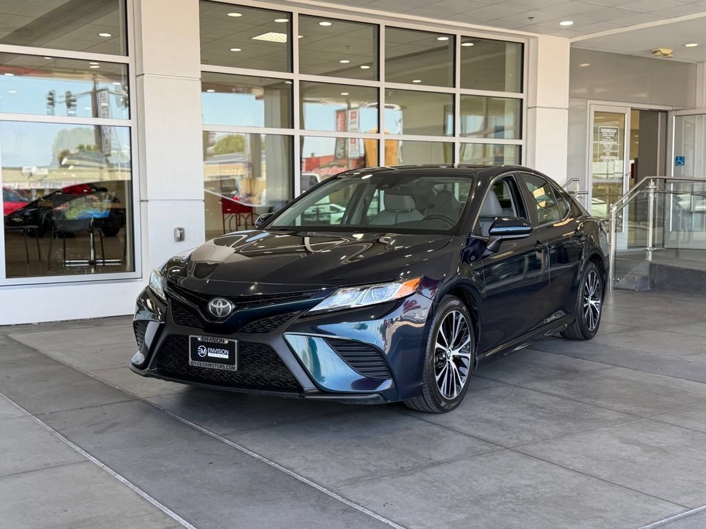 Certified 2019 Toyota Camry SE w/ Protection Package (Q2) FWD image 2