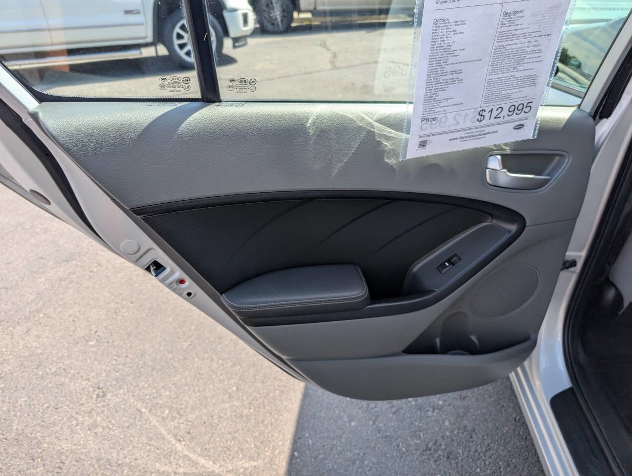 Used 2017 Kia Forte LX w/ LX Popular Package image 33