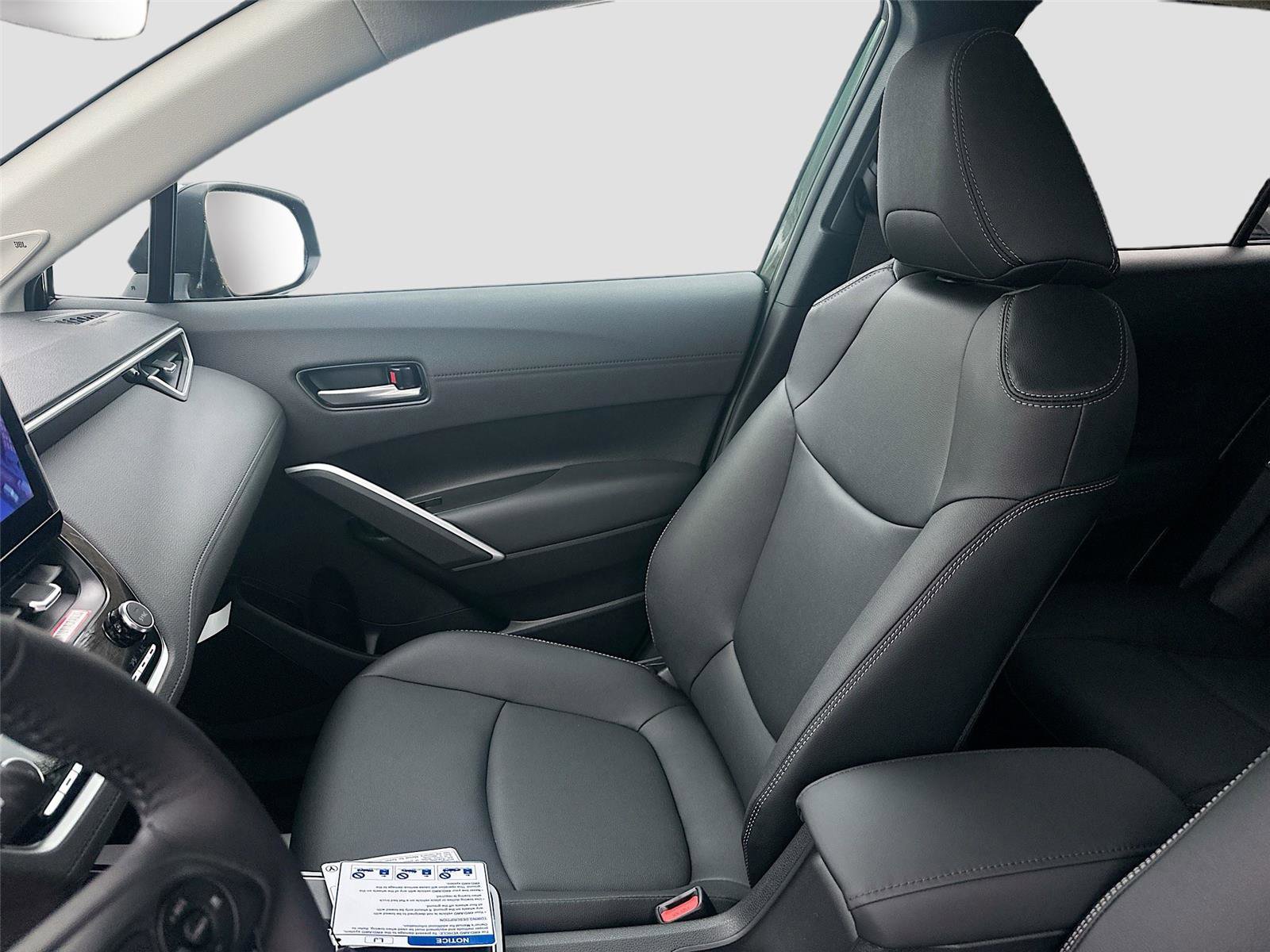 New 2026 Toyota Corolla Cross XLE image 30