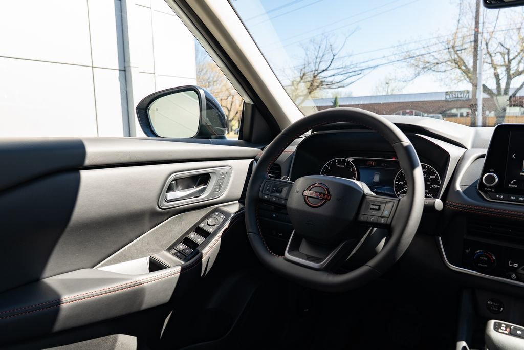 New 2026 Nissan Rogue SV AWD/4WD image 12