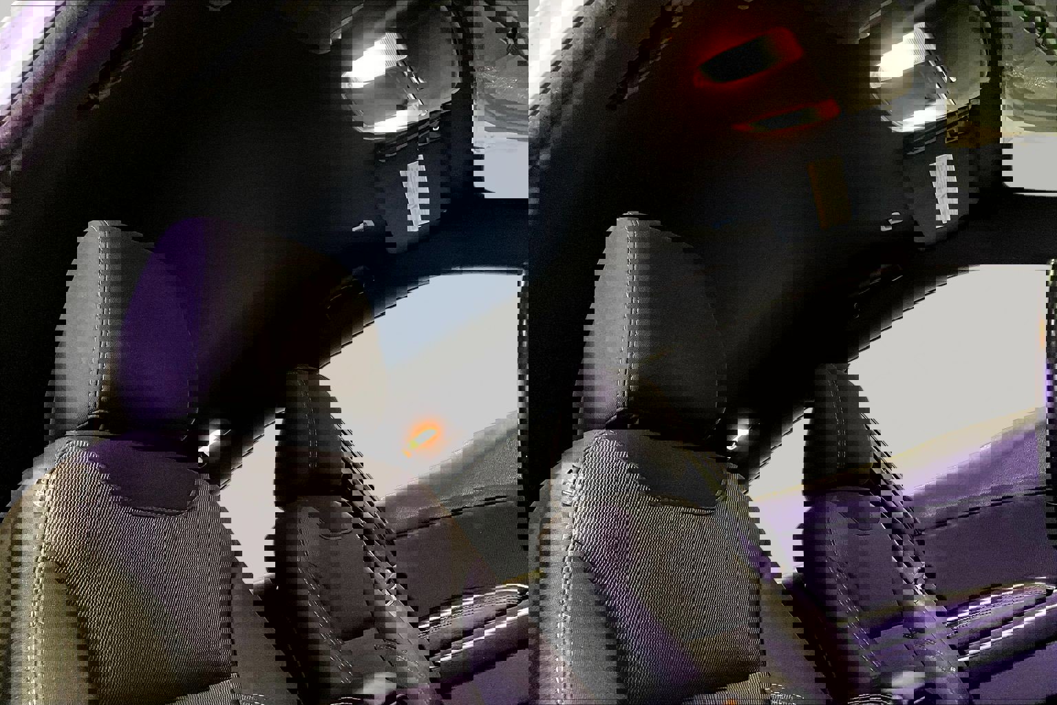 Used 2018 Dodge Charger SXT RWD image 26