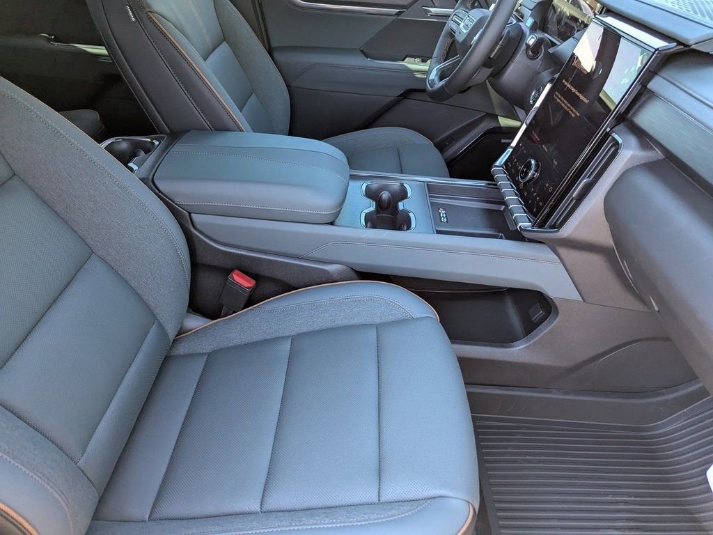 New 2026 GMC Acadia AT4 w/ Super Cruise Package image 31