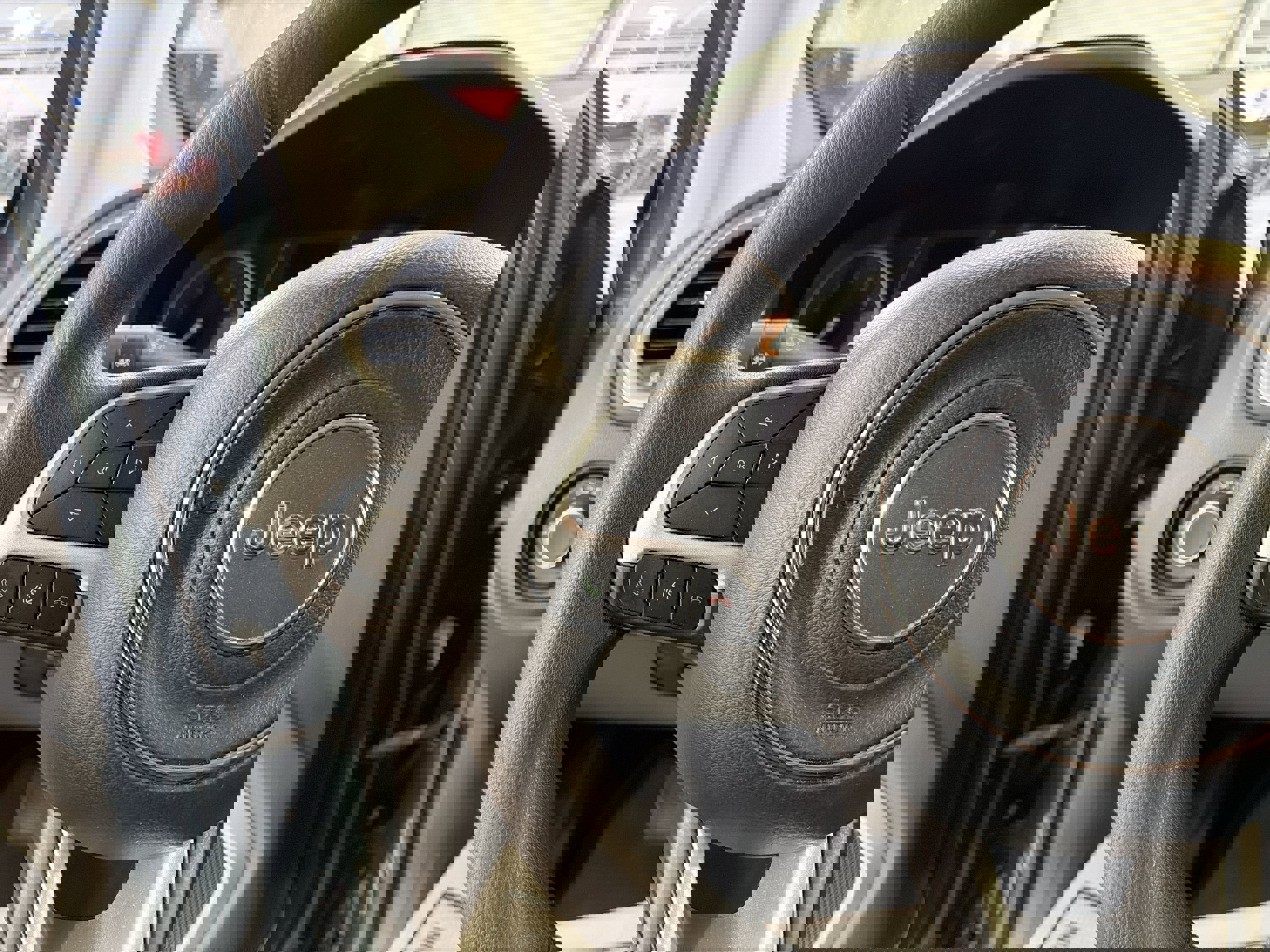 Used 2021 Jeep Renegade Sport image 14