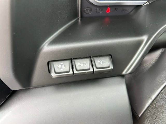 Used 2024 GMC Sierra 3500 Denali Ultimate AWD/4WD image 30