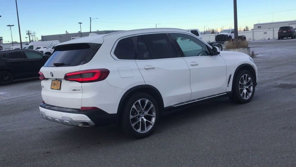Used 2023 BMW X5 xDrive40i w/ Premium Package image 8