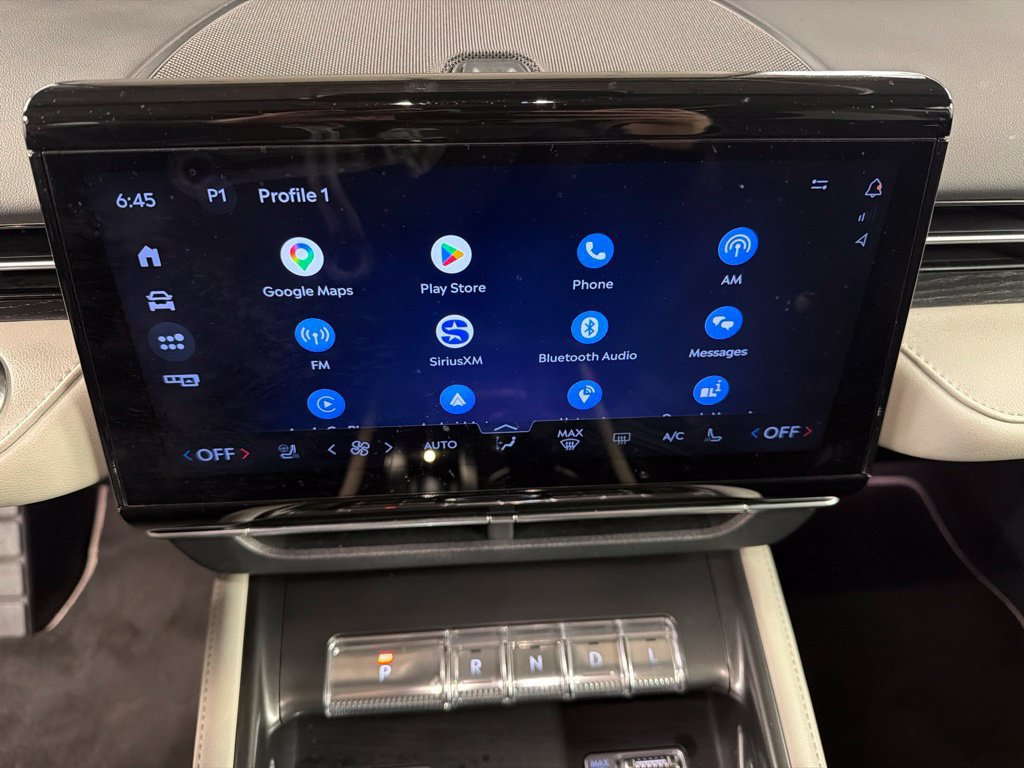 Certified 2024 Lincoln Nautilus Reserve w/ Equipment Group 202A AWD/4WD image 9