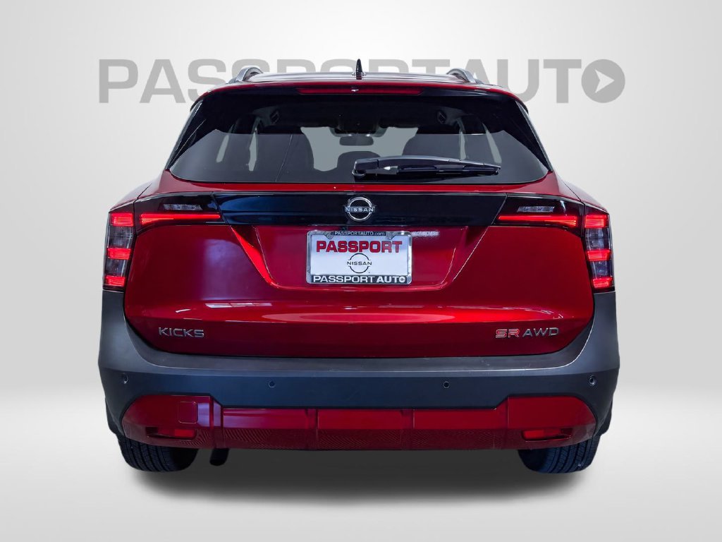 Certified 2026 Nissan Kicks SR AWD/4WD image 7