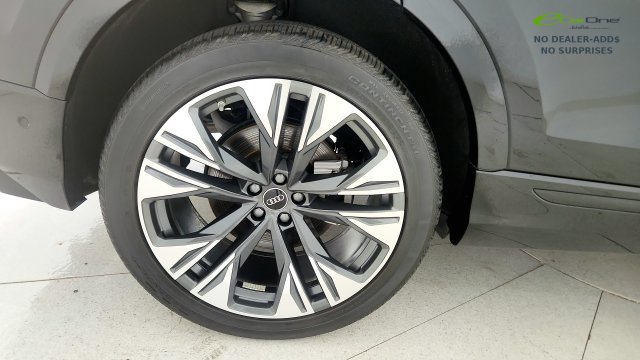 Used 2024 Audi Q8 Premium Plus AWD/4WD image 76