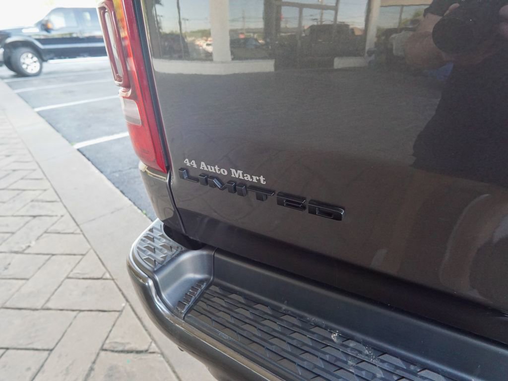 Used 2021 RAM 1500 Limited AWD/4WD image 11