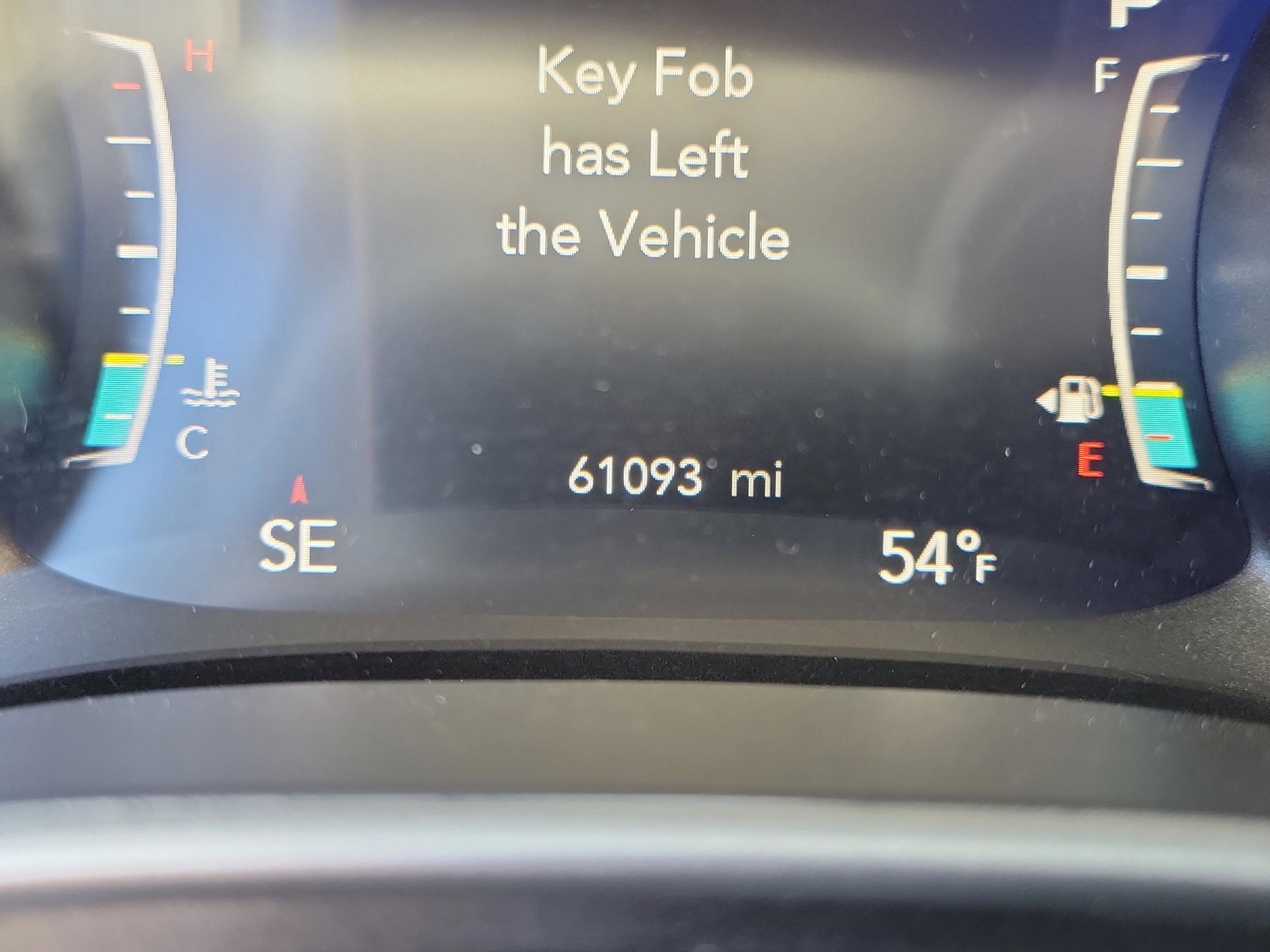 Used 2024 Chrysler Pacifica Touring-L image 26