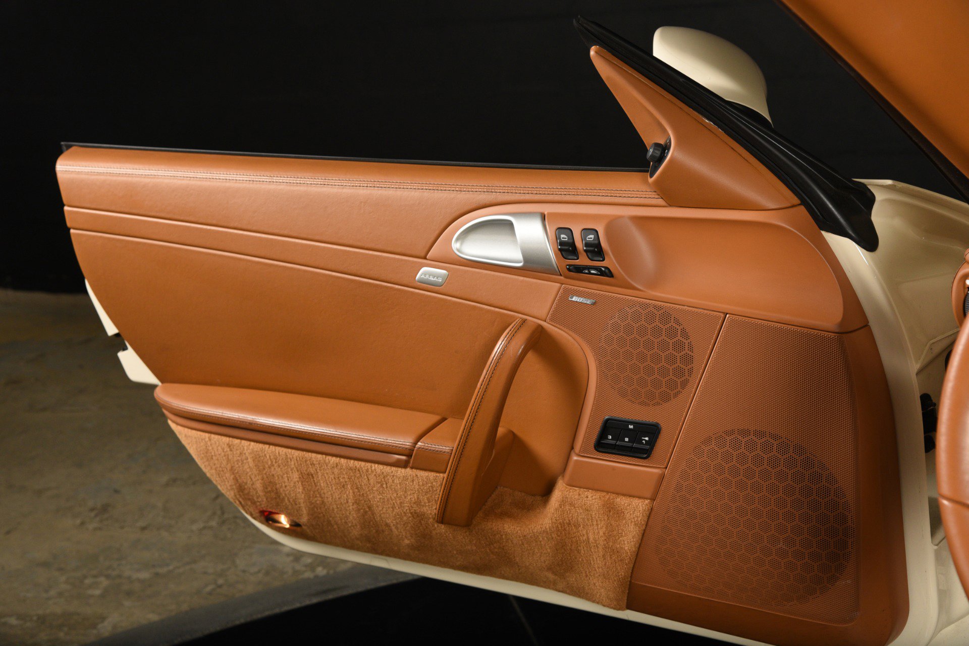 Used 2009 Porsche 911 Turbo image 18