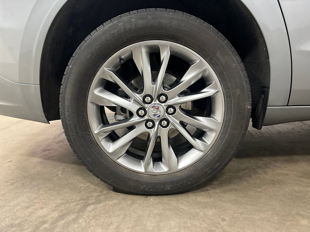 Certified 2023 Buick Enclave Avenir w/ Avenir Technology Package image 10