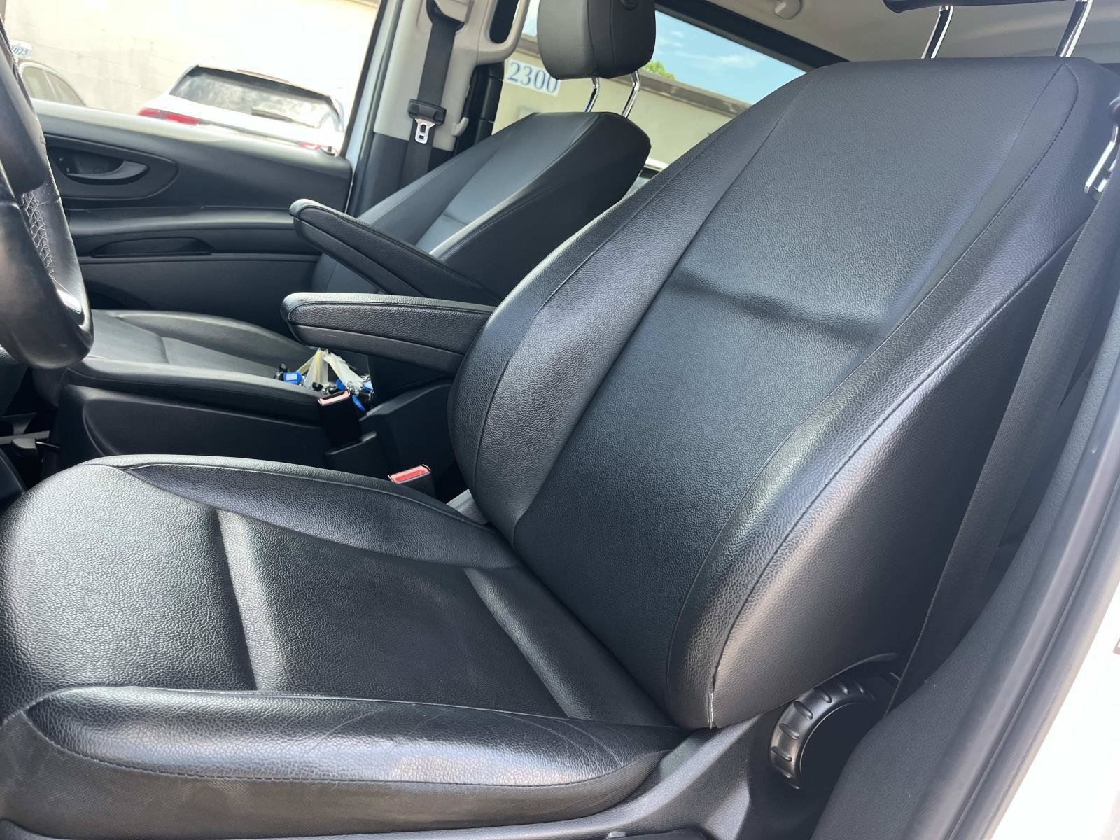 Used 2023 Mercedes-Benz Metris Passenger image 21