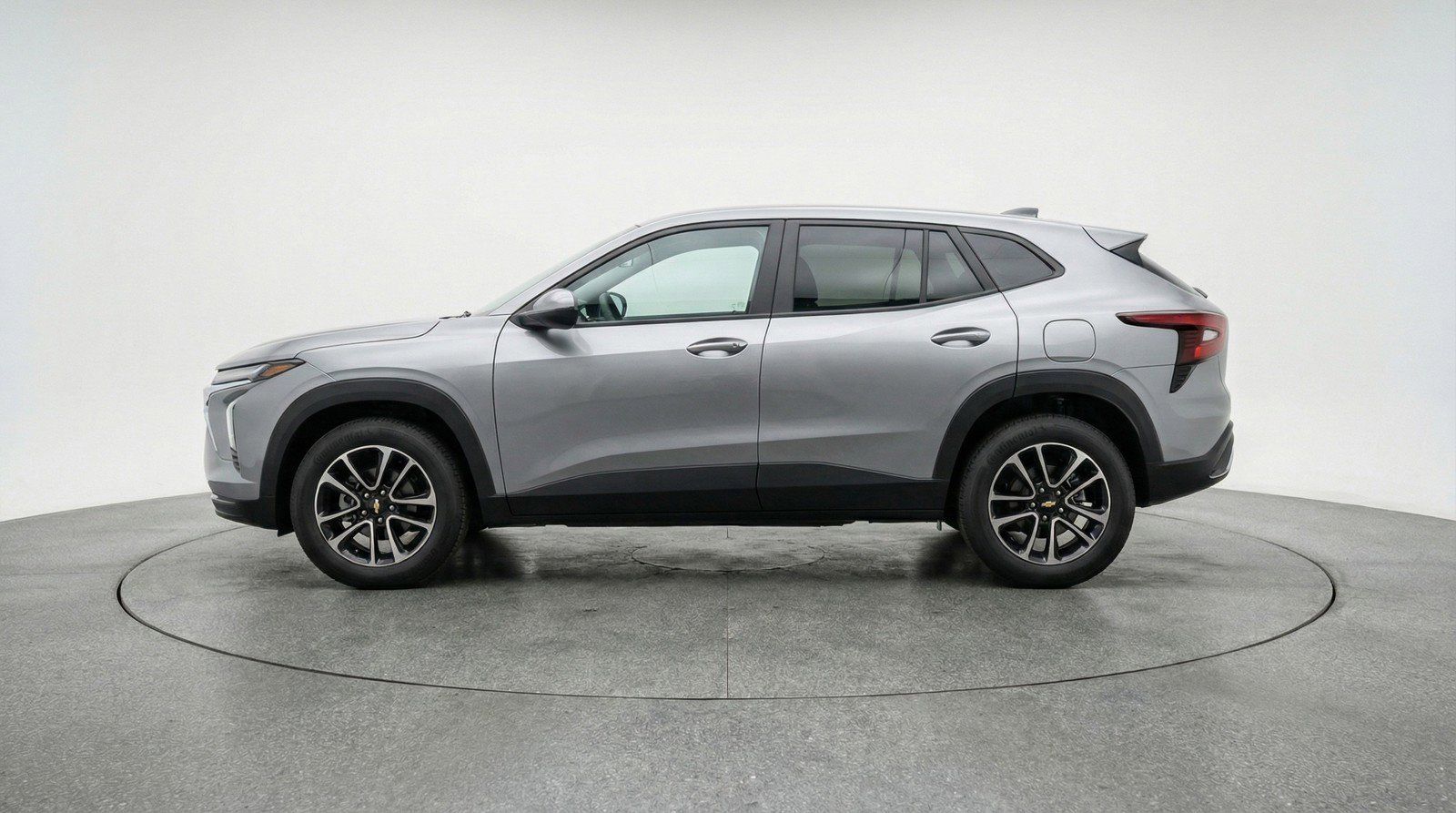 Used 2025 Chevrolet TrailBlazer LT w/ Driver Confidence Package image 5