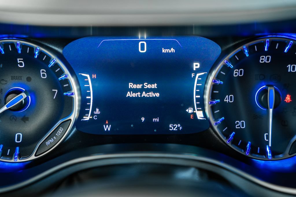 New 2026 Chrysler Pacifica Pinnacle FWD image 38