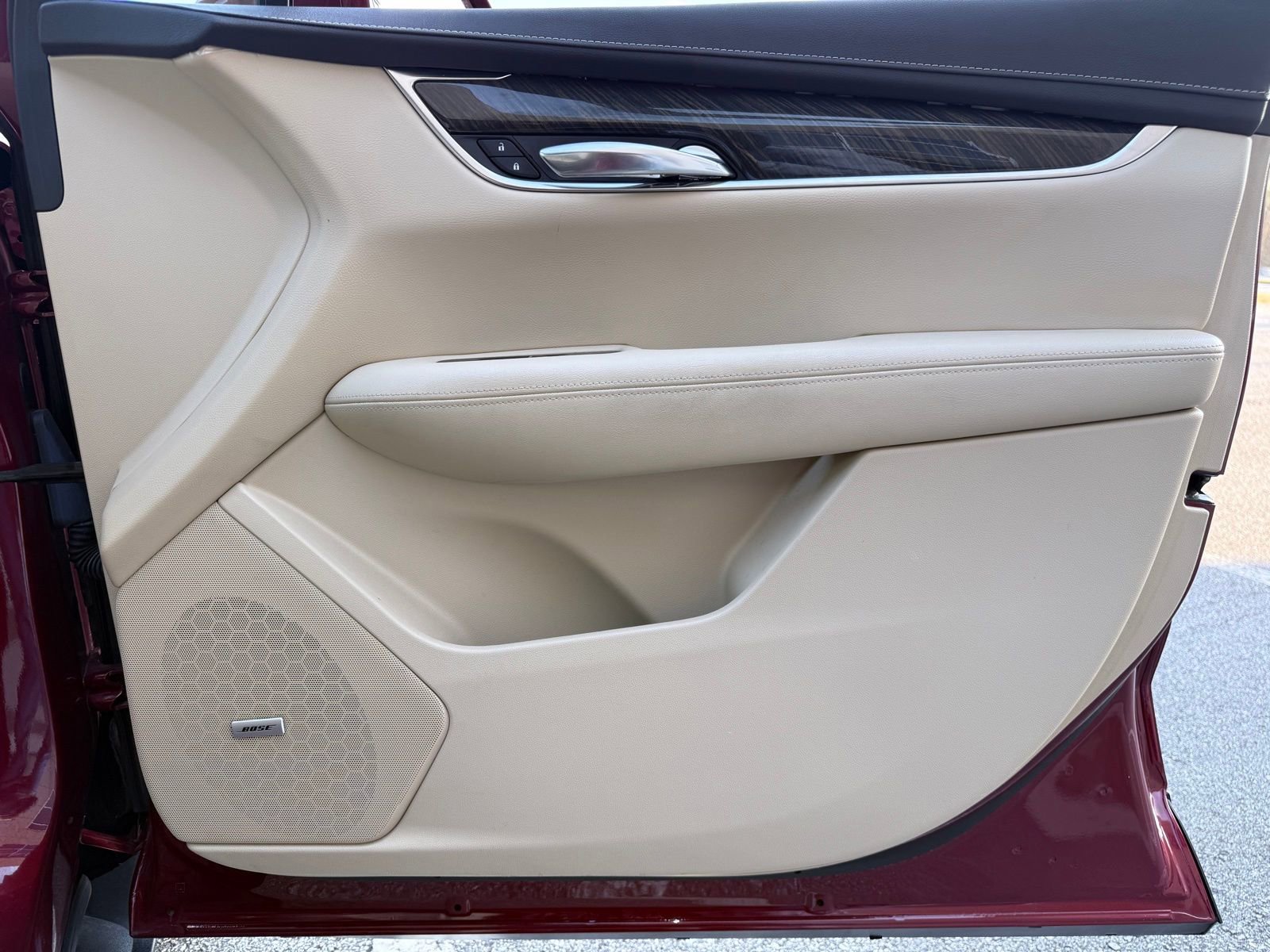 Used 2017 Cadillac XT5 FWD image 42