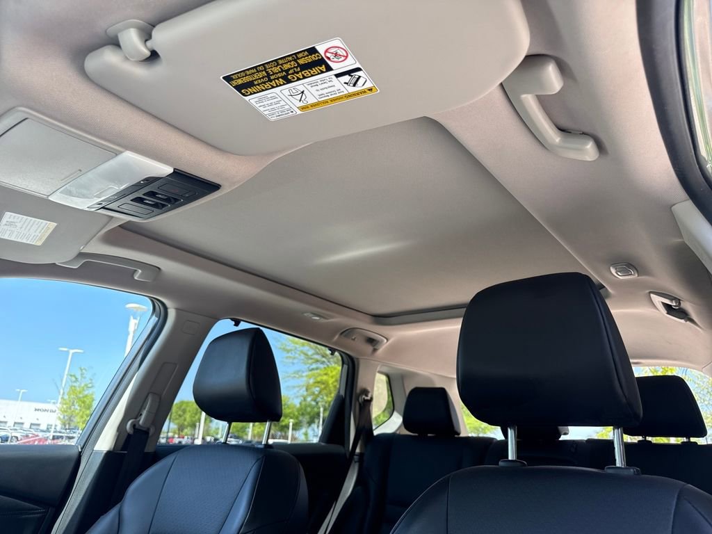 Used 2024 Nissan Rogue SV w/ SV Premium Package FWD image 30