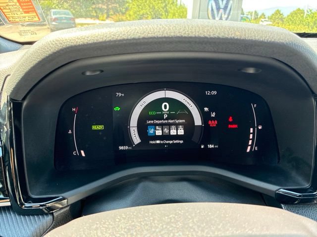 Used 2025 Toyota Camry SE FWD image 32