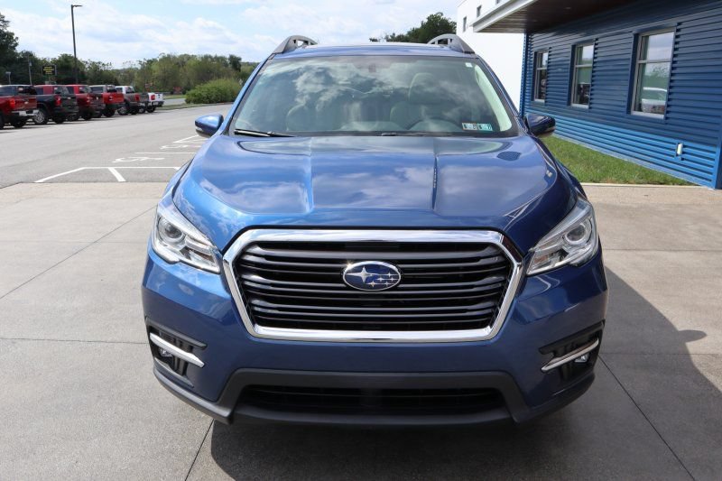 Used 2022 Subaru Ascent Limited w/ Technology Package AWD/4WD image 4