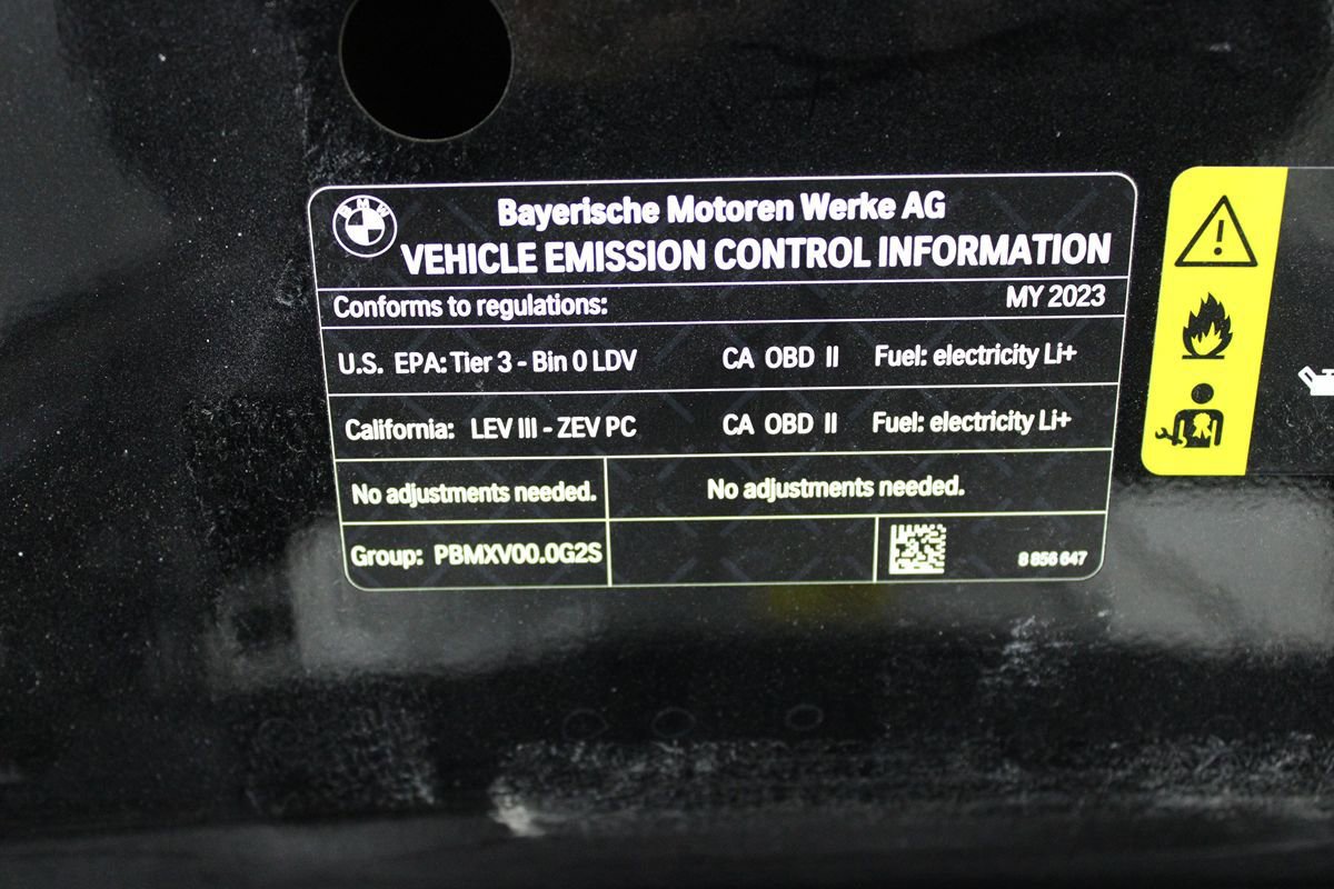 Used 2023 BMW i4 eDrive35 w/ Premium Package RWD image 40