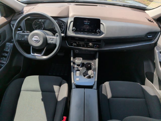 Used 2023 Nissan Rogue S FWD image 29
