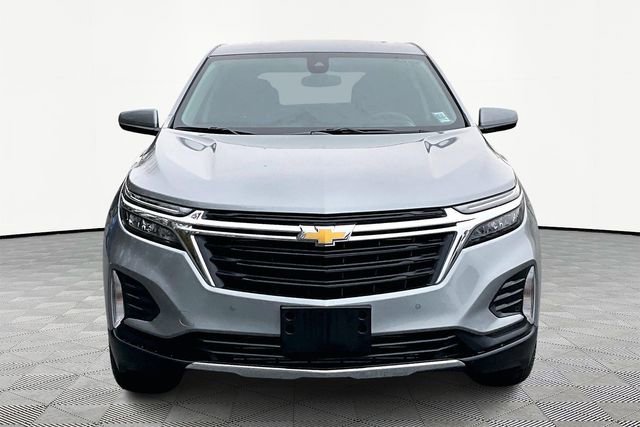 Used 2023 Chevrolet Equinox LT image 2
