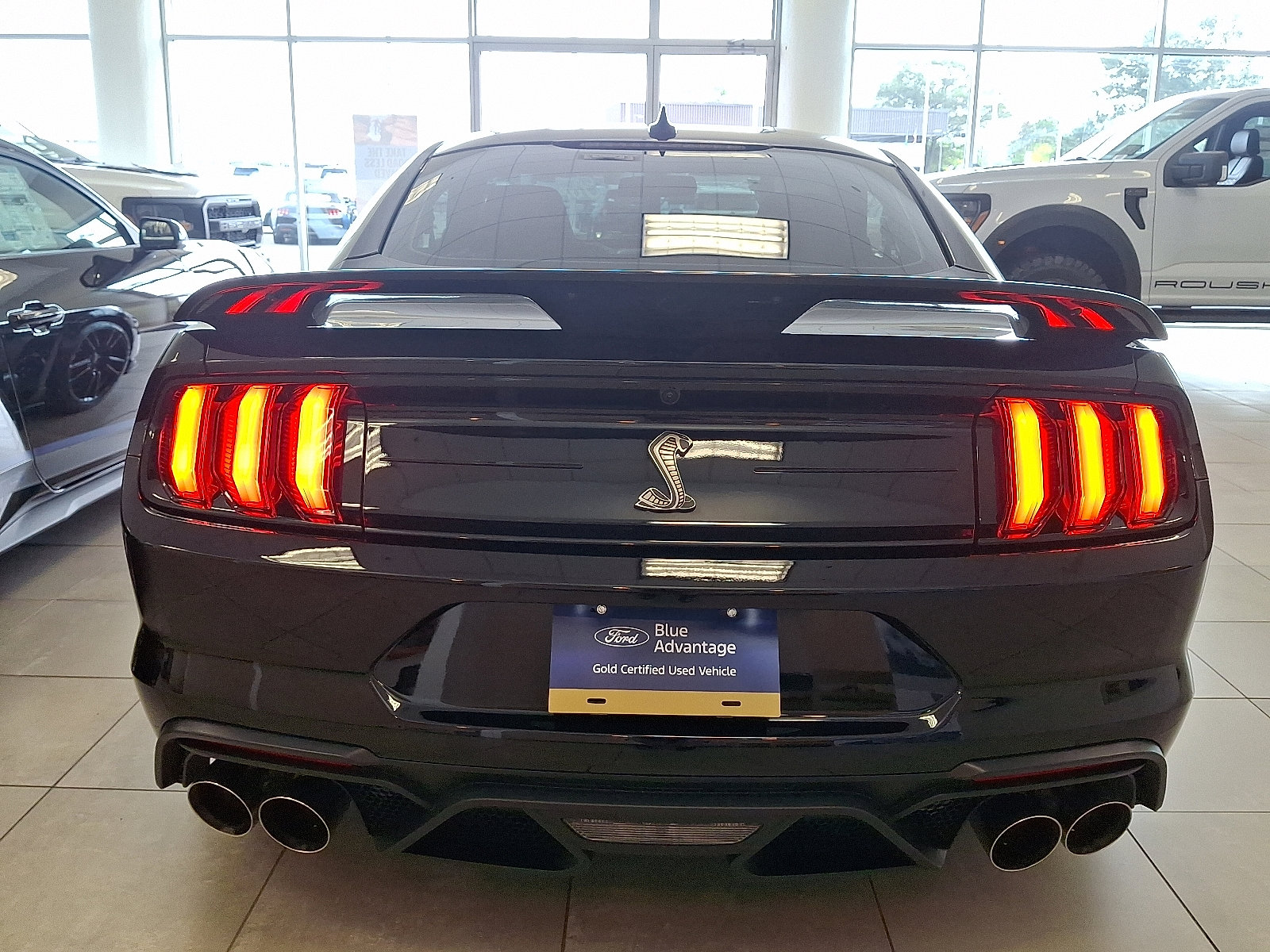 Certified 2022 Ford Mustang Shelby GT500 w/ Technology Package image 9