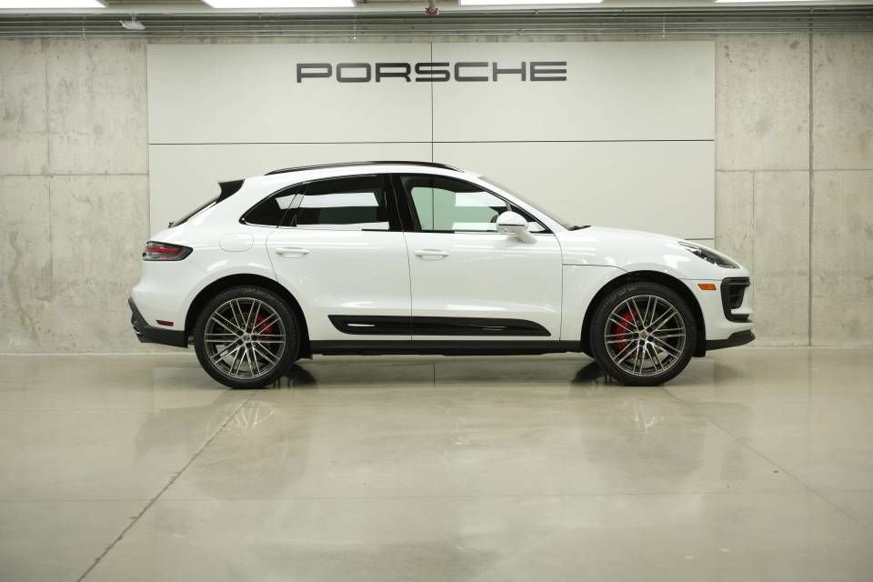 New 2026 Porsche Macan S AWD/4WD image 8