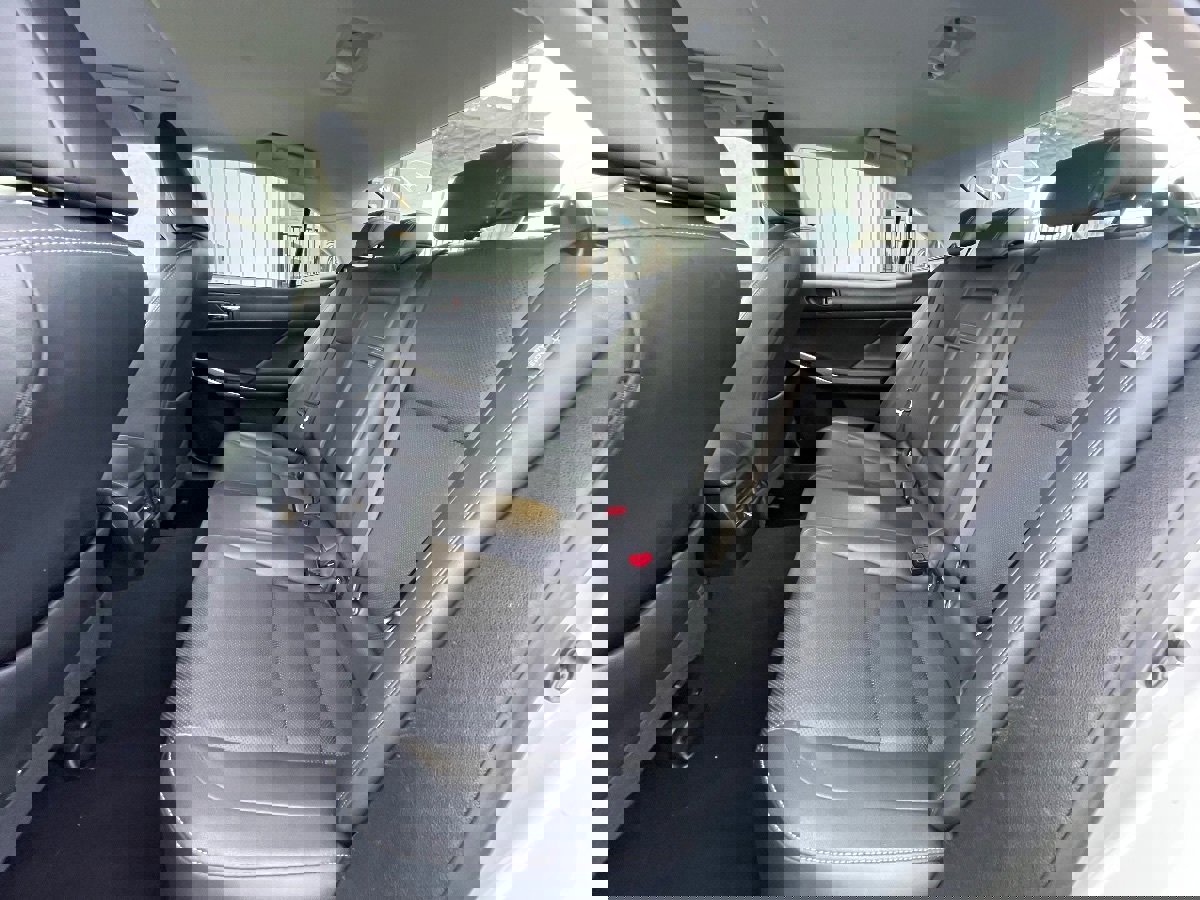 Used 2016 Lexus IS 200t w/ Luxury Package image 15