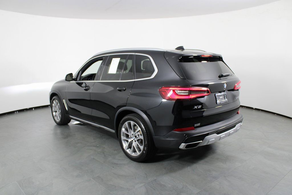Used 2020 BMW X5 sDrive40i w/ Premium Package image 3