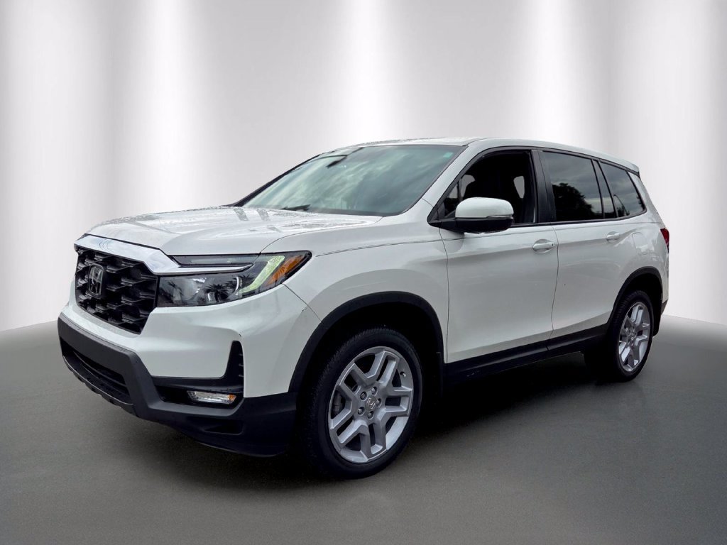 Certified 2024 Honda Passport EX-L image 3