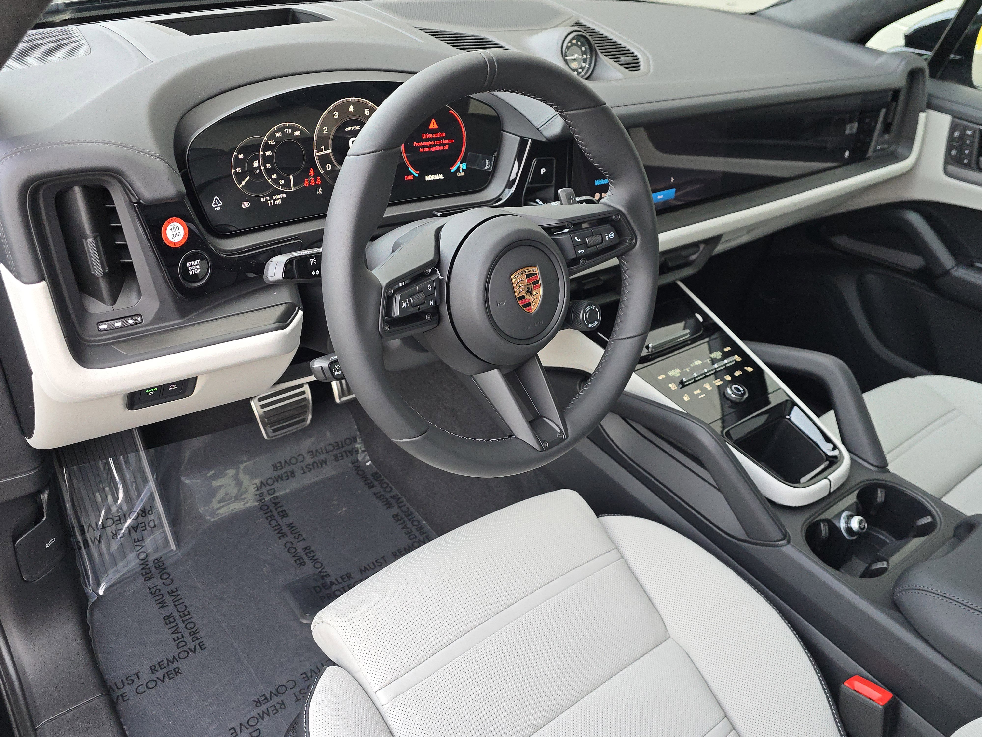 New 2026 Porsche Cayenne GTS image 4