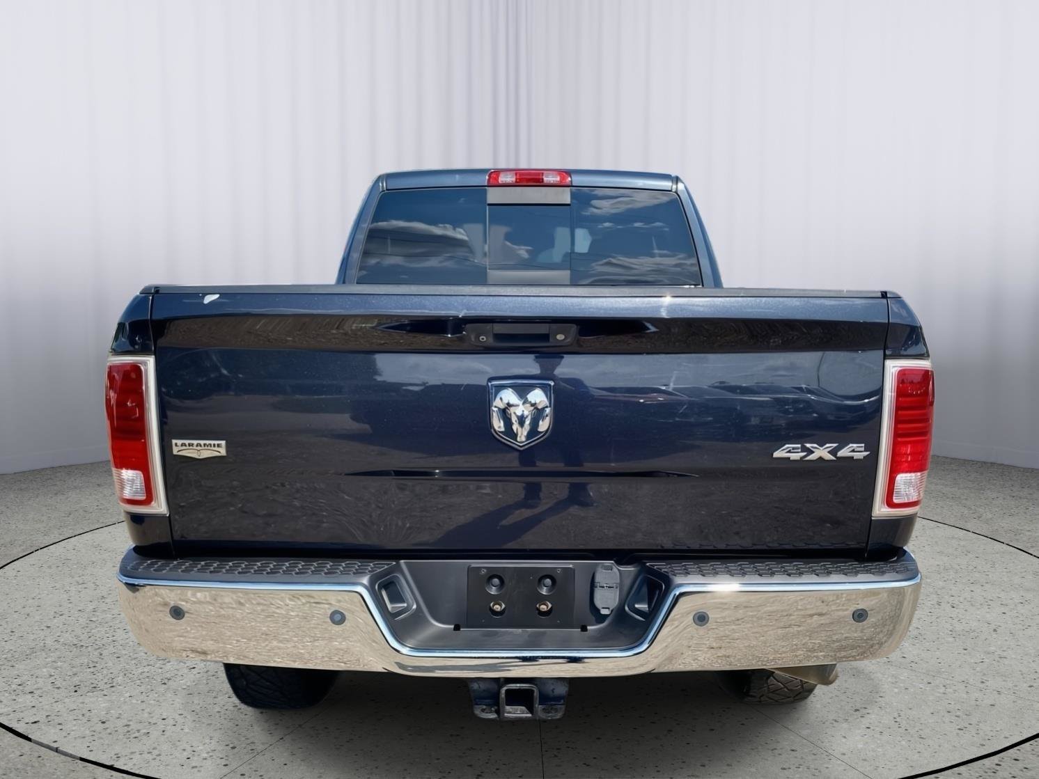 Used 2015 RAM 2500 Laramie w/ Convenience Group AWD/4WD image 6