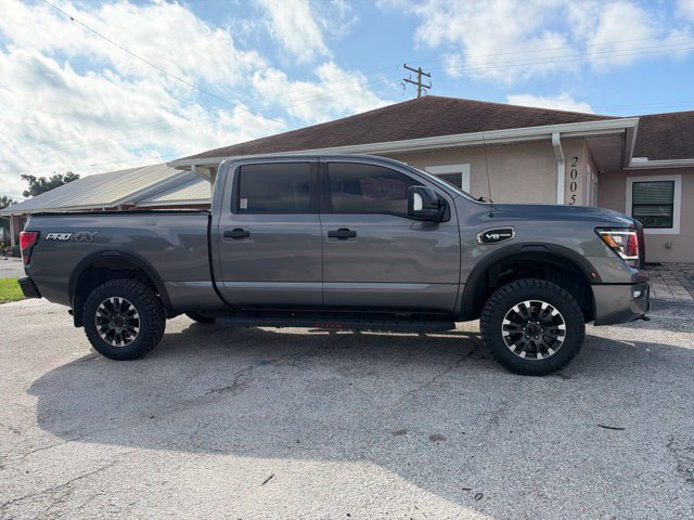Used 2021 Nissan Titan PRO-4X w/ Pro-4x Convenience Package AWD/4WD image 4