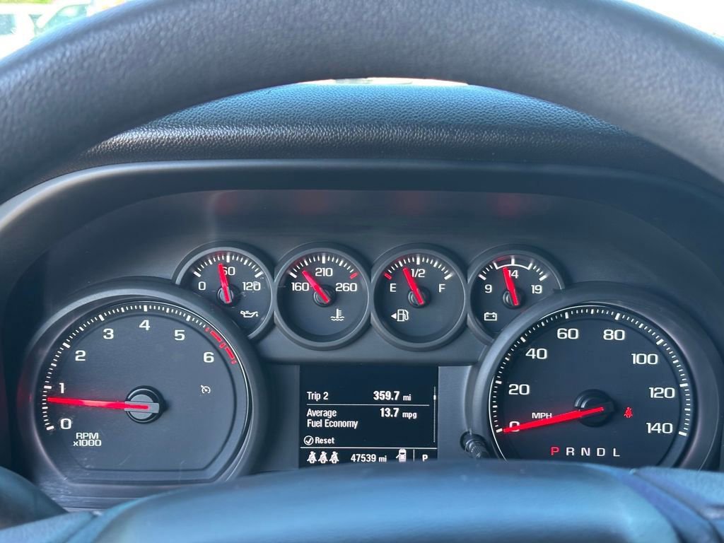 Used 2024 Chevrolet Silverado 2500 Custom image 15