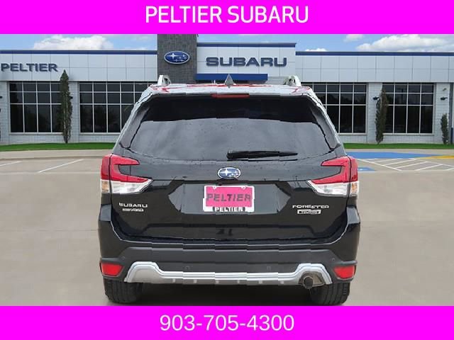 Used 2022 Subaru Forester Touring AWD/4WD image 5